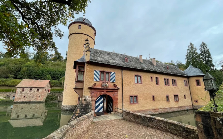 Schloss Mespelbrunn, Germany